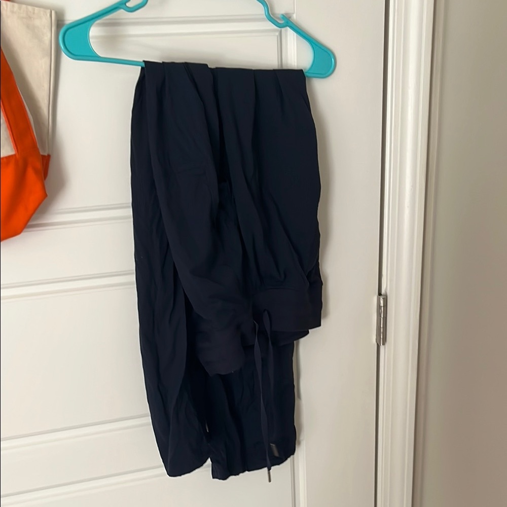 Lululemon dance studio joggers